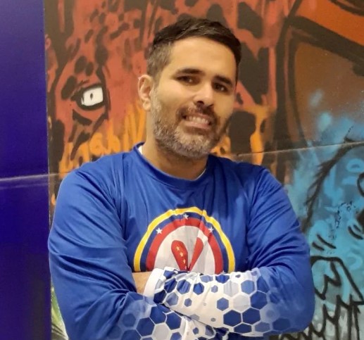 Imagen de Carlos Maineri