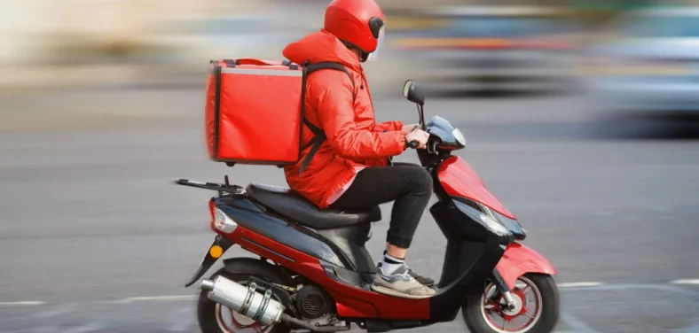 Cómo generar ingresos con tu moto en Chile (y sin moto también)