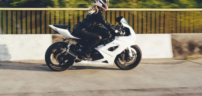 mejores motos para mujeres - Galgo