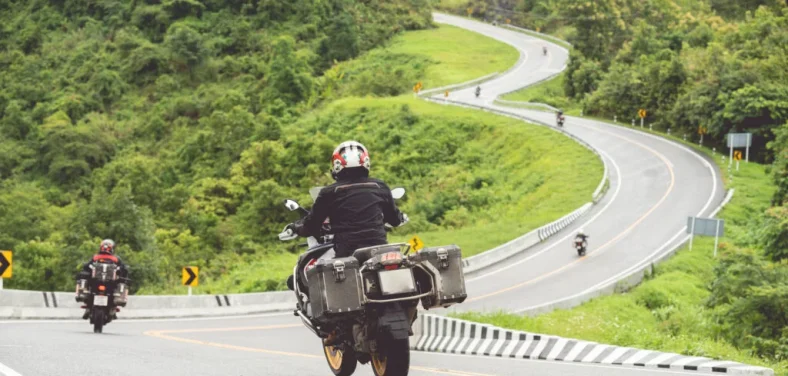 ¿Cómo tomar las curvas correctamente en moto_